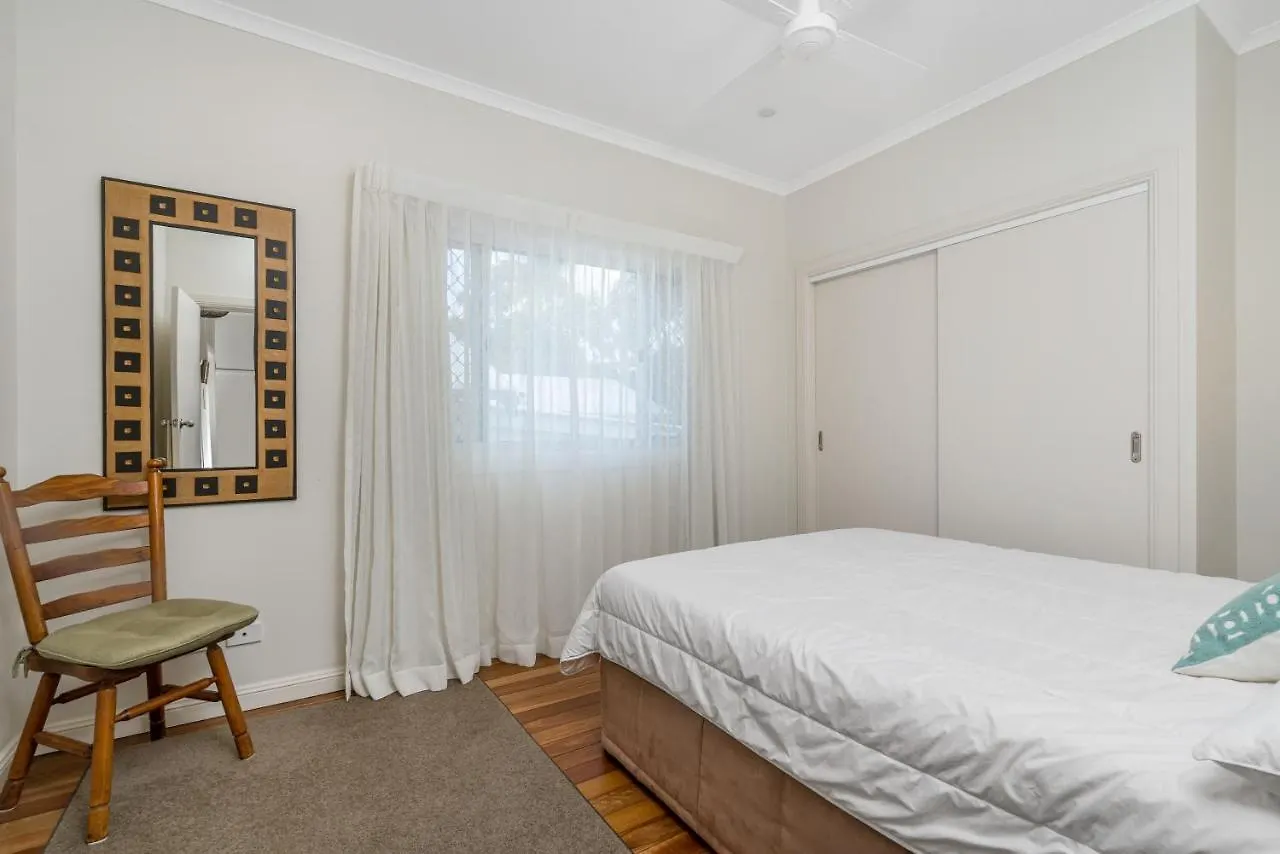 Byron Bay Accom 69 Massinger Street - Bimbimbi 0*, Byron Bay Australia
