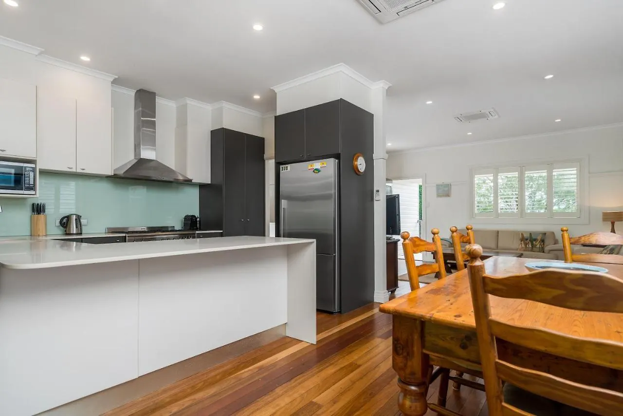 Byron Bay Accom 69 Massinger Street - Bimbimbi Australia