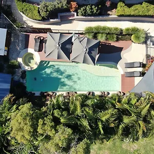 4* Appart hôtel The Byron Beachcomber