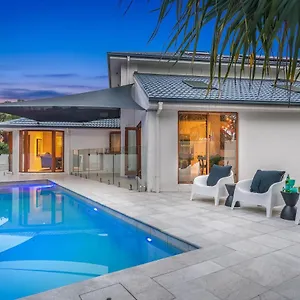 Your Luxury Escape One Coral Holiday home