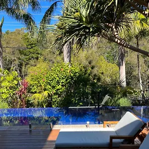  Gasthof Away Guesthouse- Away On Shirley Lane